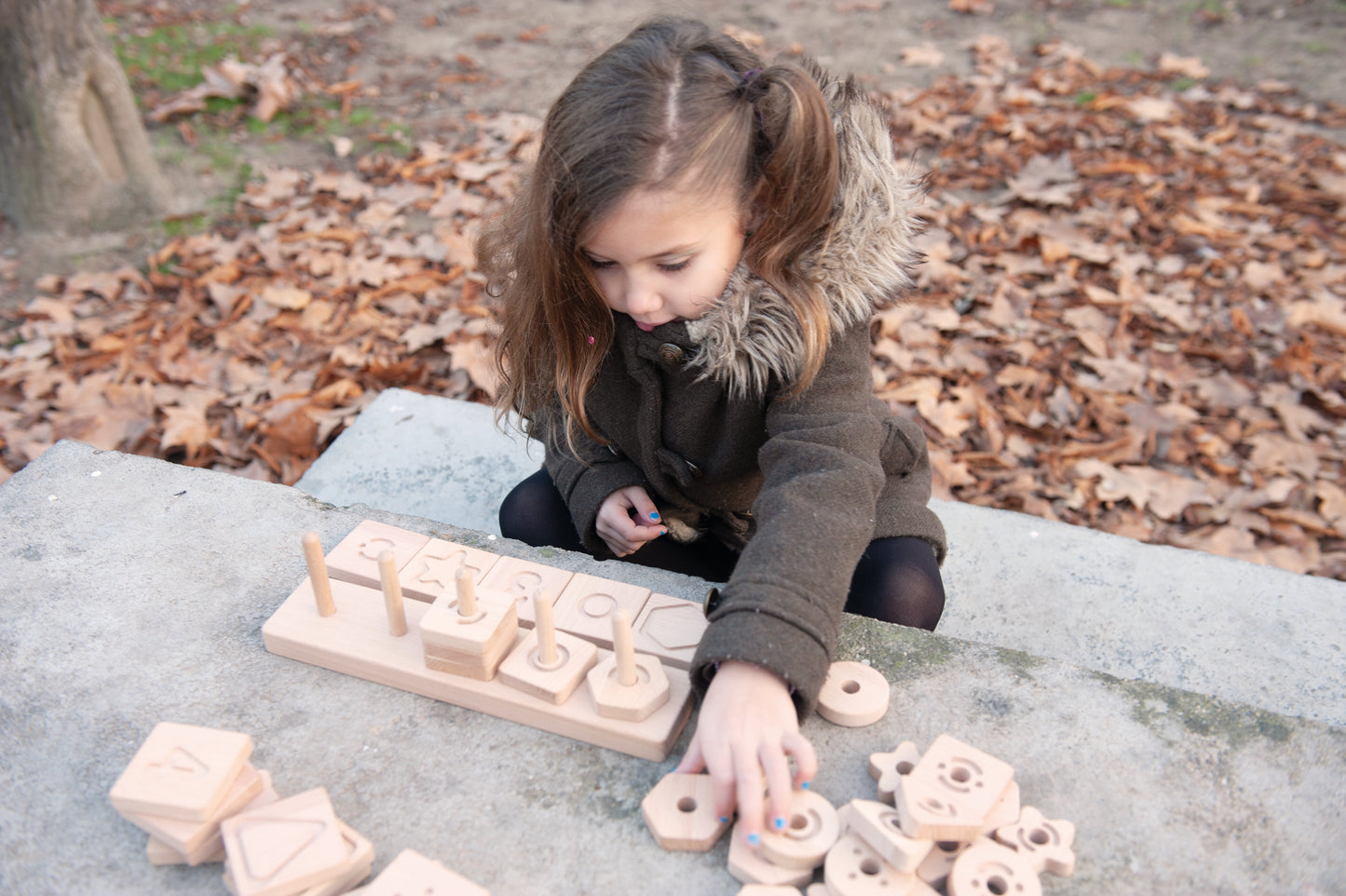 Sensory Geo String Shapes / Formas con secuencias Geo Sensoriales / juego inclusivo / grabados sensoriales