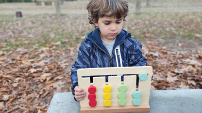 Matching Colours & Shapes / Encaja Formas i Colores de madera