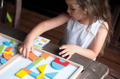 Magnetic Shapes Box / Caja con formas magneticas / juego magnético / imanes / figuras magnéticas