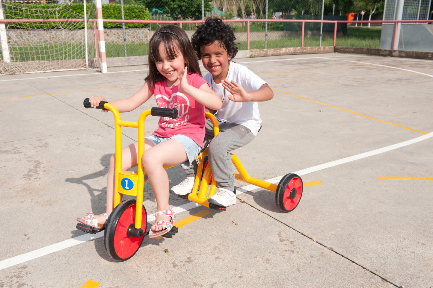 Metal Trike 3-7 years / TAXI TRICICLO 3-7 AÑOS