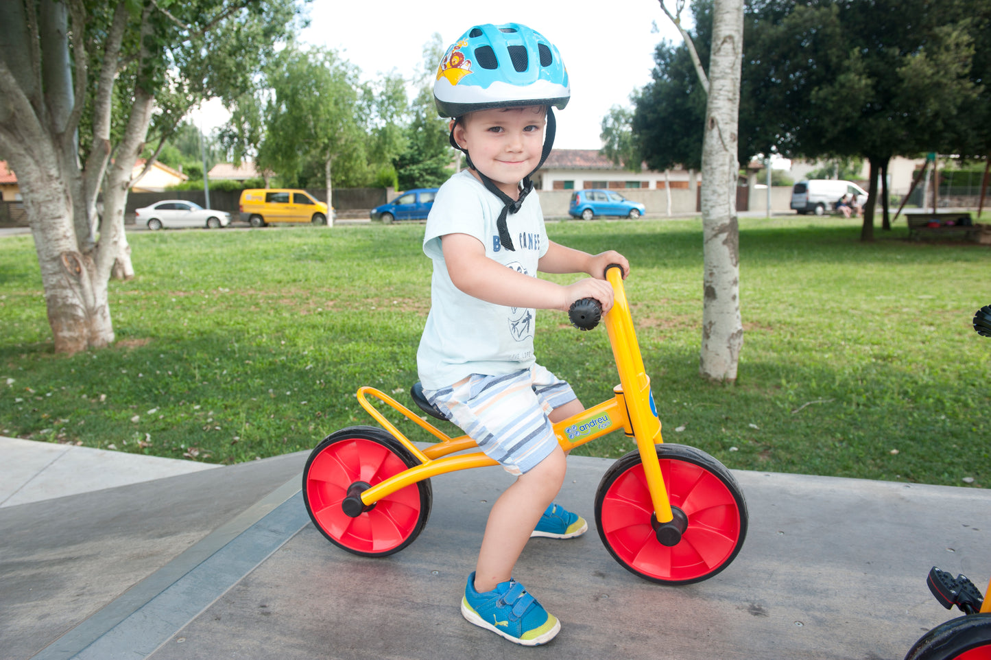 Bicicleta de Equilibrio 3-4 Años / colegios / triciclos / sin pedales