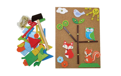 Wooden Pin-Cork Forest Friends Tap A Shape Set / juego de corcho y formas / martillo y chinchetas