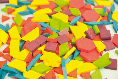 Pattern Blocks / Bloques de patrón / construcciones / mosaicos / tangrams