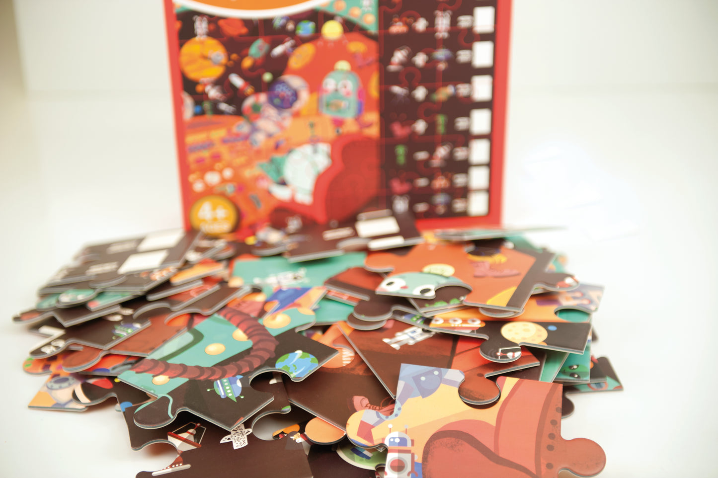 Detective In Spaceship / Puzzle Detective en el espacio